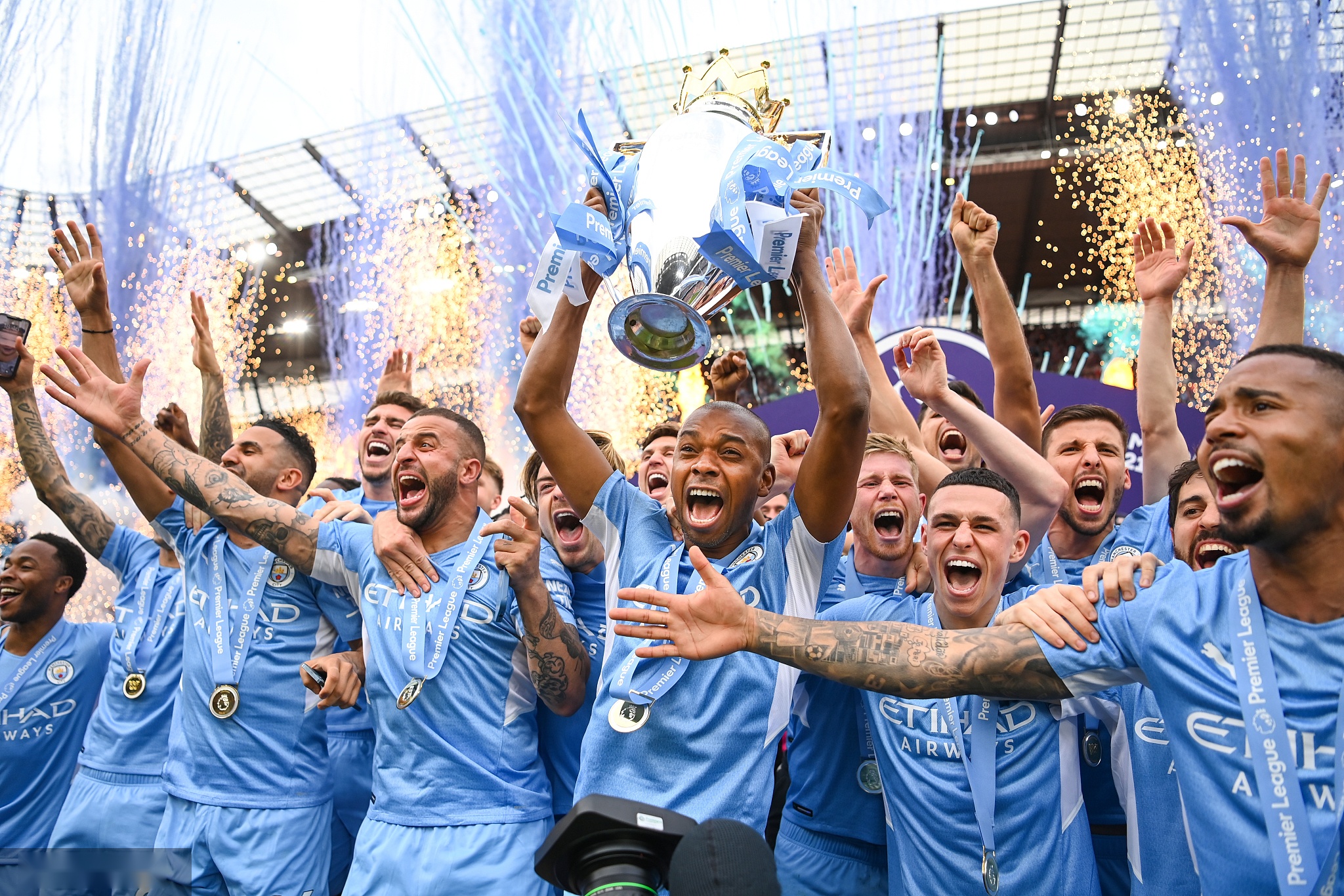 來自全球的 來自全球的