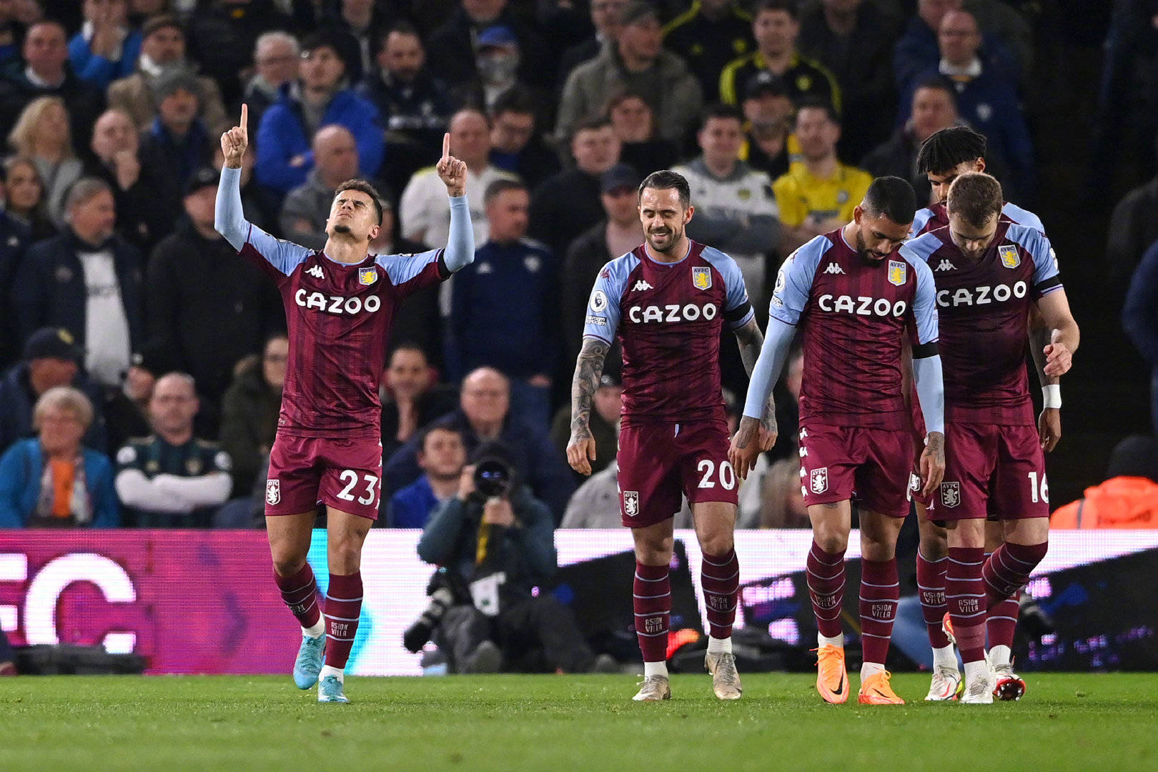 的比賽中首 的比賽中首