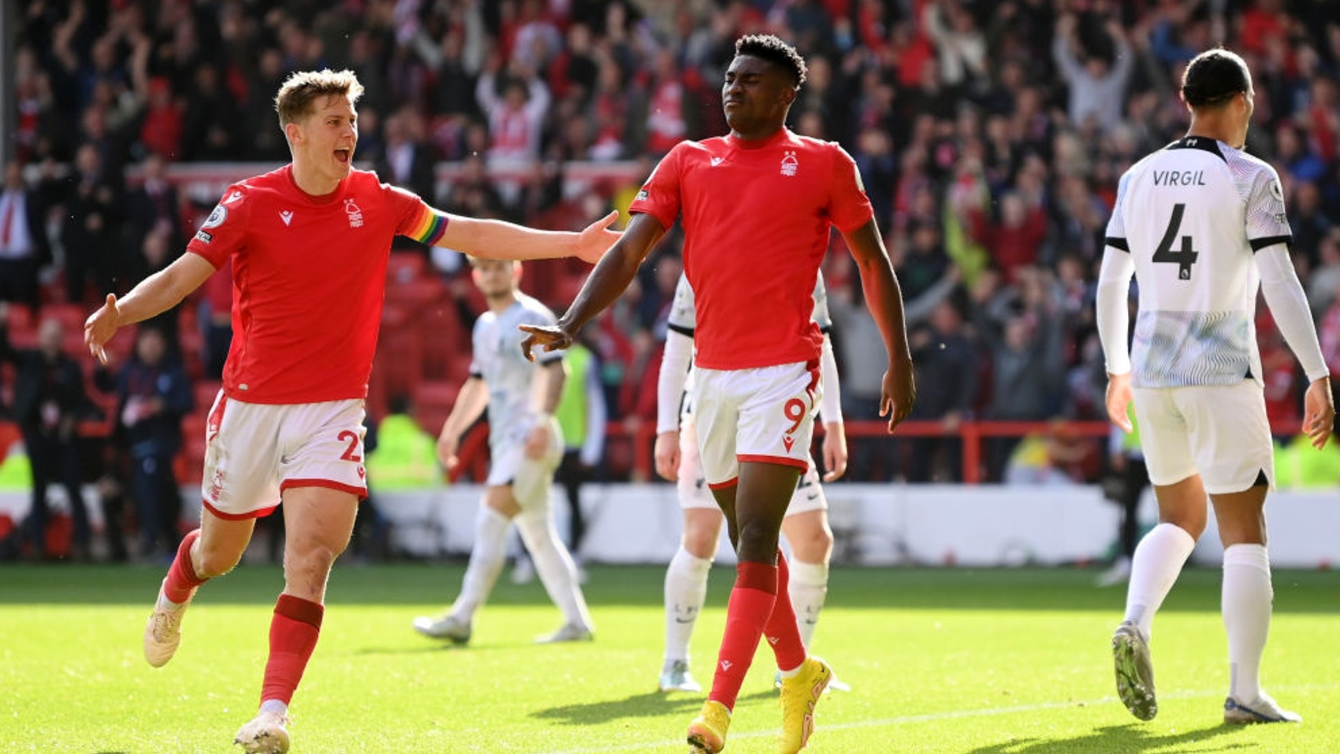 尼奧執教的 尼奧執教的